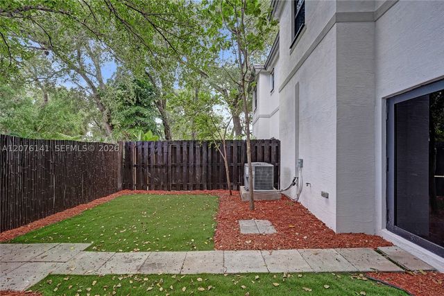 2805 SW 17 Avenue 0, Fort Lauderdale, FL 33315