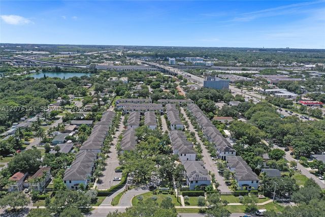 2805 SW 17 Avenue 0, Fort Lauderdale, FL 33315