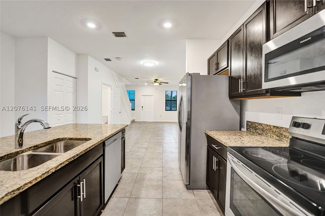 2805 SW 17 Avenue 0, Fort Lauderdale, FL 33315