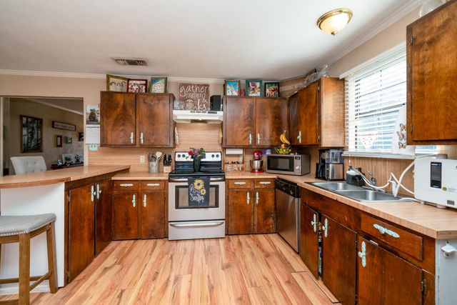 805 Laverne, Jefferson, TX 75657