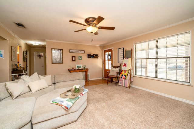 805 Laverne, Jefferson, TX 75657