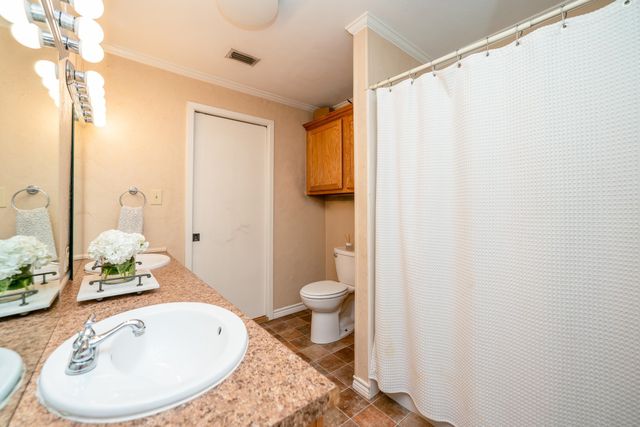 805 Laverne, Jefferson, TX 75657