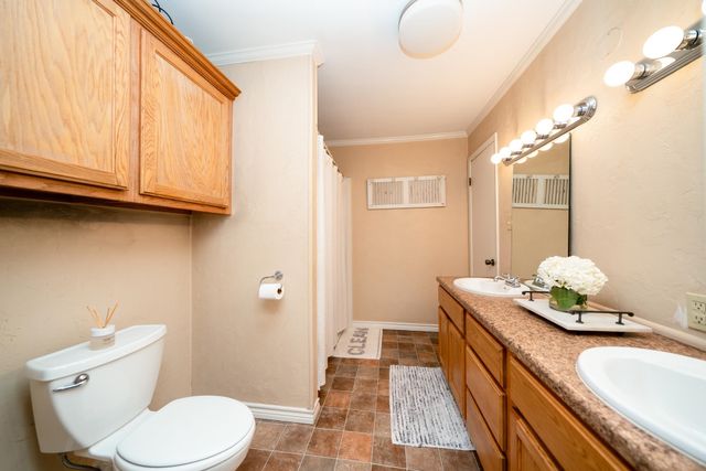 805 Laverne, Jefferson, TX 75657