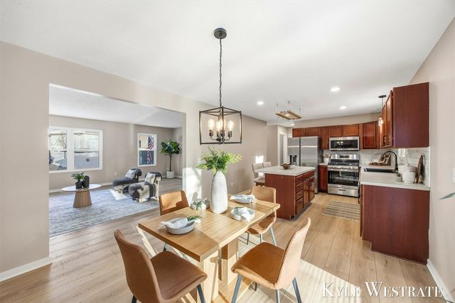 4025 Timberland Drive, Grand Rapids, MI 49508