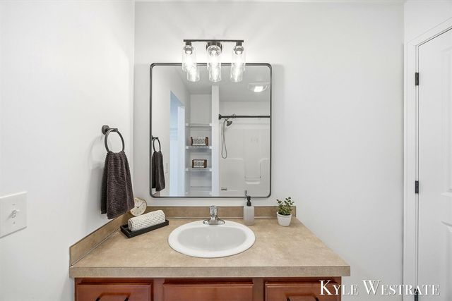 4025 Timberland Drive, Grand Rapids, MI 49508