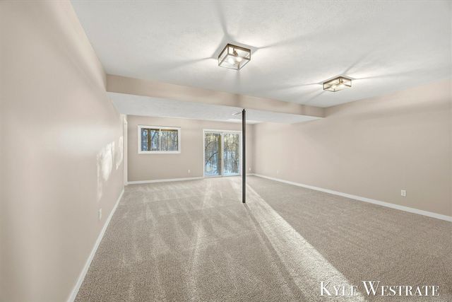 4025 Timberland Drive, Grand Rapids, MI 49508