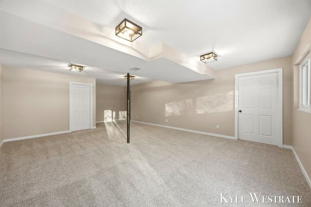 4025 Timberland Drive, Grand Rapids, MI 49508