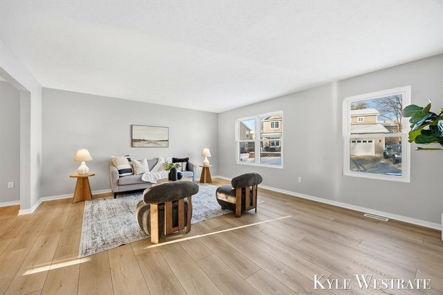 4025 Timberland Drive, Grand Rapids, MI 49508