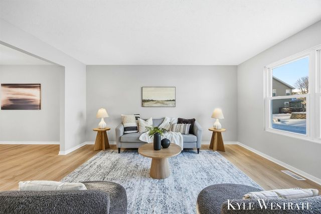 4025 Timberland Drive, Grand Rapids, MI 49508