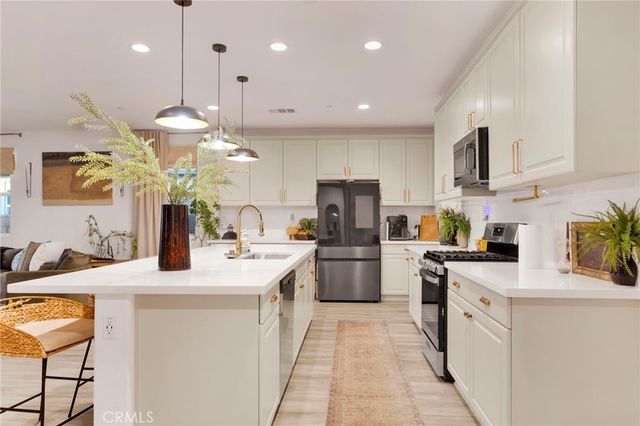 11972 Caleta Way, Victorville, CA 92392
