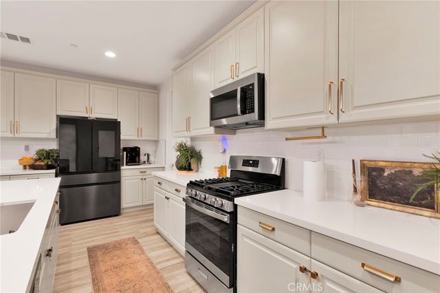 11972 Caleta Way, Victorville, CA 92392