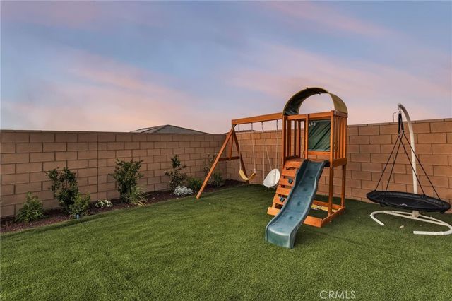 11972 Caleta Way, Victorville, CA 92392