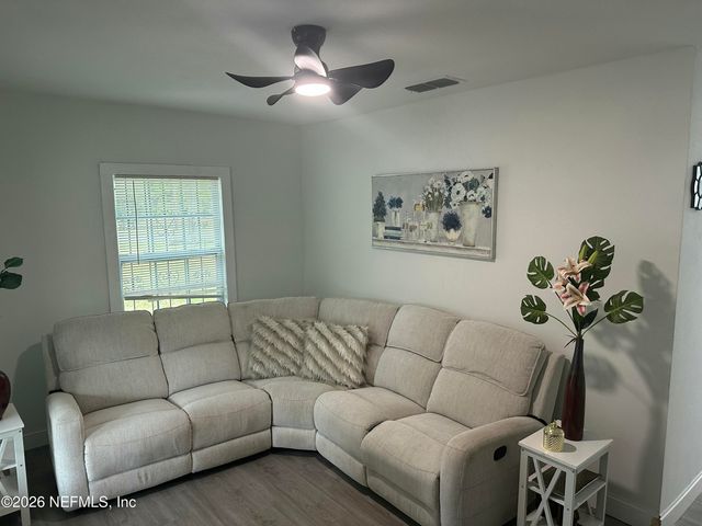 1640 W 4TH Street 1, Jacksonville, FL 32209
