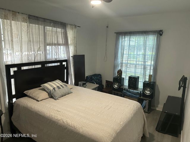 1640 W 4TH Street 1, Jacksonville, FL 32209