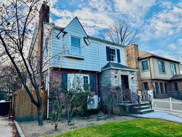 186-22 Avon Road, Jamaica Estates, NY 11432