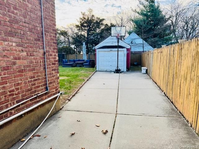 186-22 Avon Road, Jamaica Estates, NY 11432