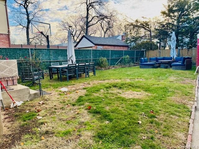 186-22 Avon Road, Jamaica Estates, NY 11432