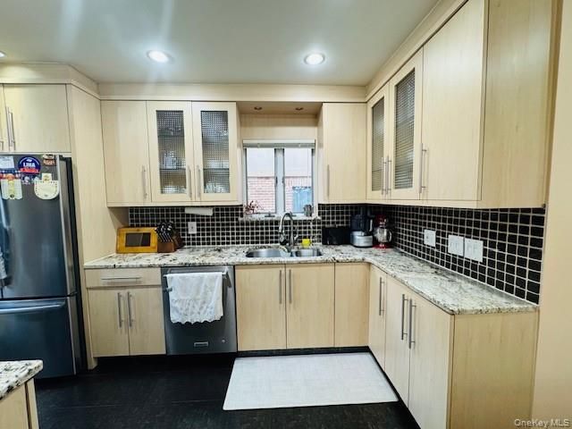 186-22 Avon Road, Jamaica Estates, NY 11432