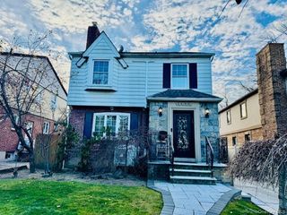 186-22 Avon Road, Jamaica Estates, NY 11432