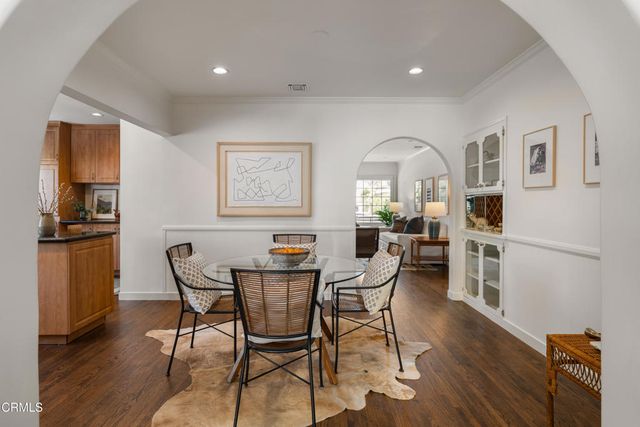 10537 Woodbridge Street, Los Angeles, CA 91602