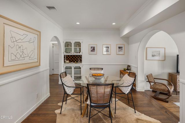 10537 Woodbridge Street, Los Angeles, CA 91602