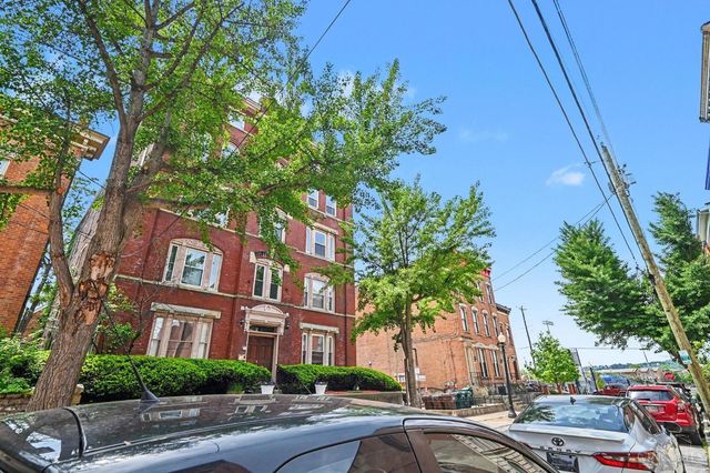 427 Hopkins Street, Cincinnati, OH 45203
