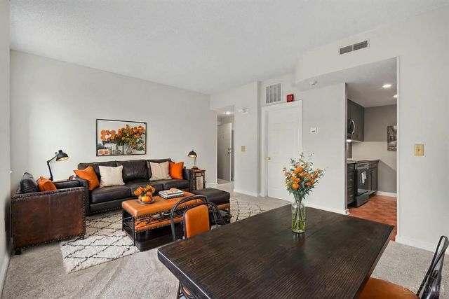 427 Hopkins Street, Cincinnati, OH 45203