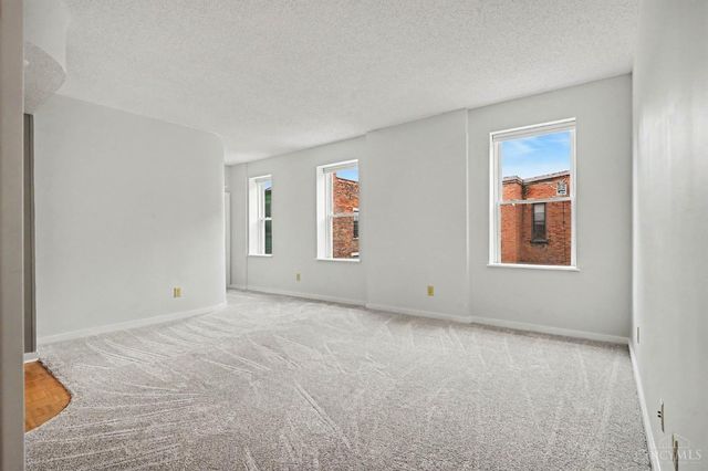 427 Hopkins Street, Cincinnati, OH 45203