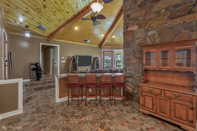 10865 Ferry Lake Road, Oil City, LA 71061