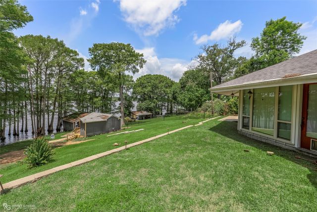 10865 Ferry Lake Road, Oil City, LA 71061