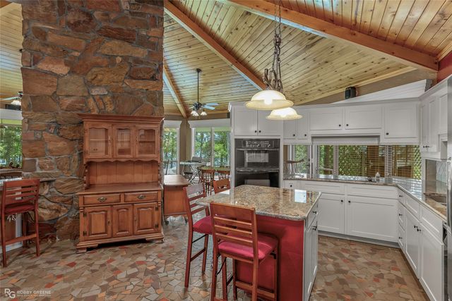 10865 Ferry Lake Road, Oil City, LA 71061