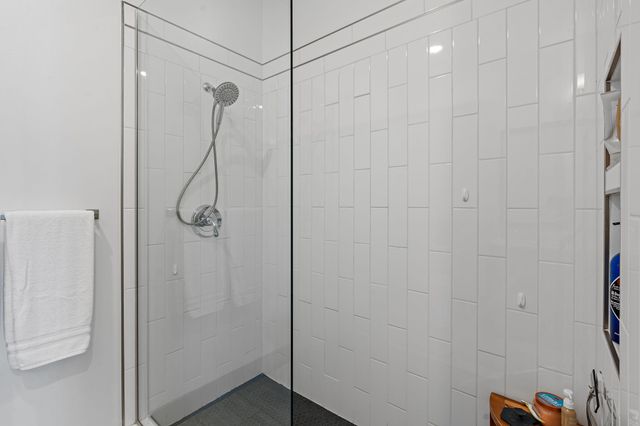 2407 8th Ave S Apt 402, Nashville, TN 37204