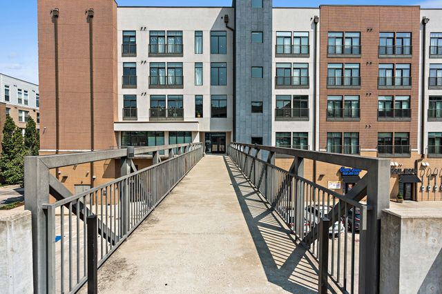 2407 8th Ave S Apt 402, Nashville, TN 37204