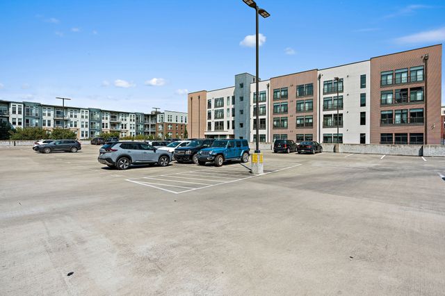 2407 8th Ave S Apt 402, Nashville, TN 37204
