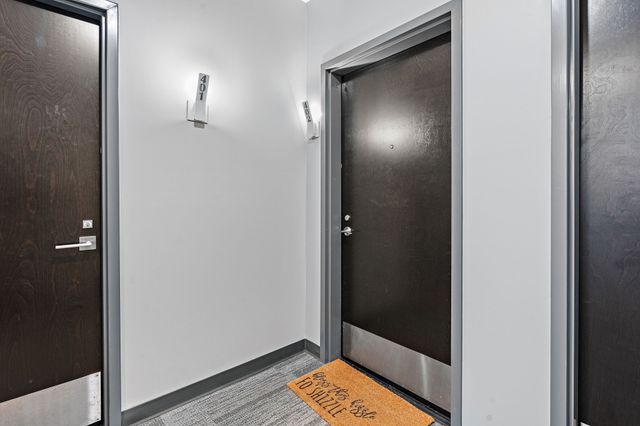 2407 8th Ave S Apt 402, Nashville, TN 37204