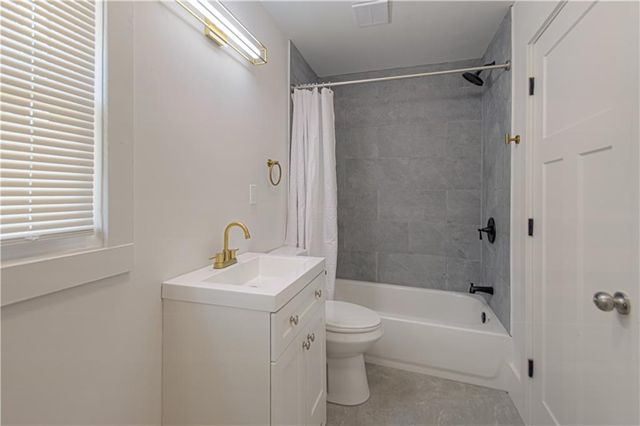 1704 Lake Avenue, Kansas City, KS 66103