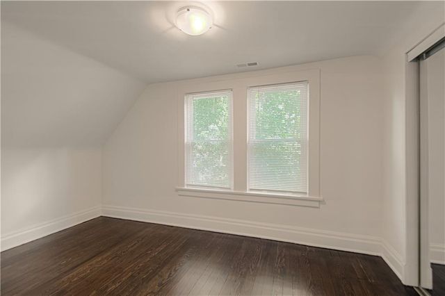 1704 Lake Avenue, Kansas City, KS 66103