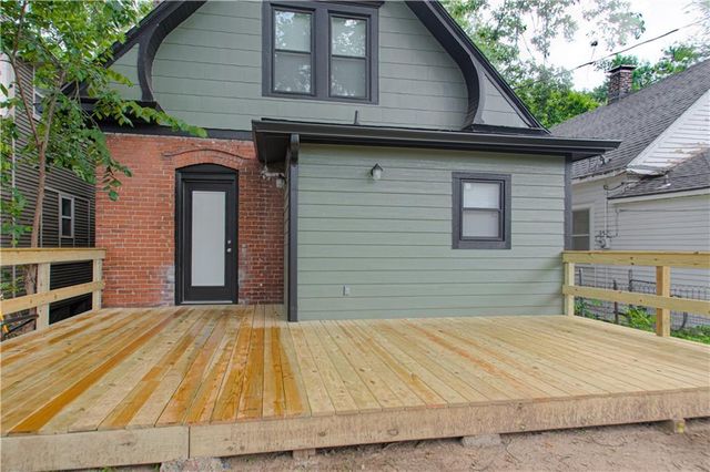 1704 Lake Avenue, Kansas City, KS 66103