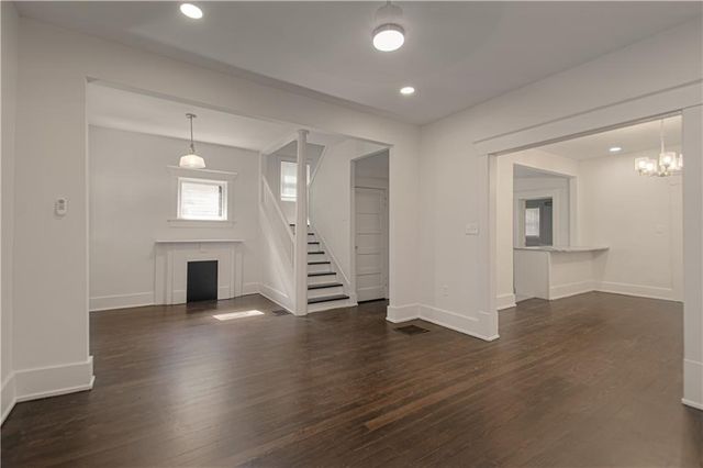 1704 Lake Avenue, Kansas City, KS 66103