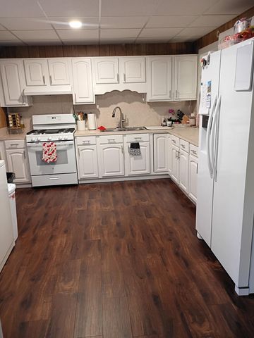 109 E Cass Street, Bangor, MI 49013