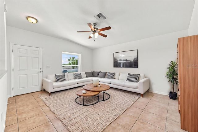 37150 HIGHLAND BLUFF CIRCLE, Dade City, FL 33523