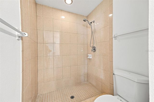 37150 HIGHLAND BLUFF CIRCLE, Dade City, FL 33523