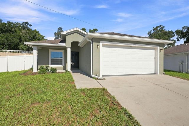 37150 HIGHLAND BLUFF CIRCLE, Dade City, FL 33523