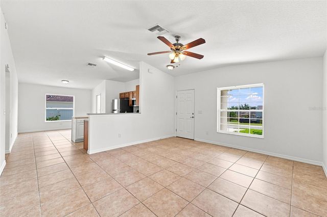 37150 HIGHLAND BLUFF CIRCLE, Dade City, FL 33523