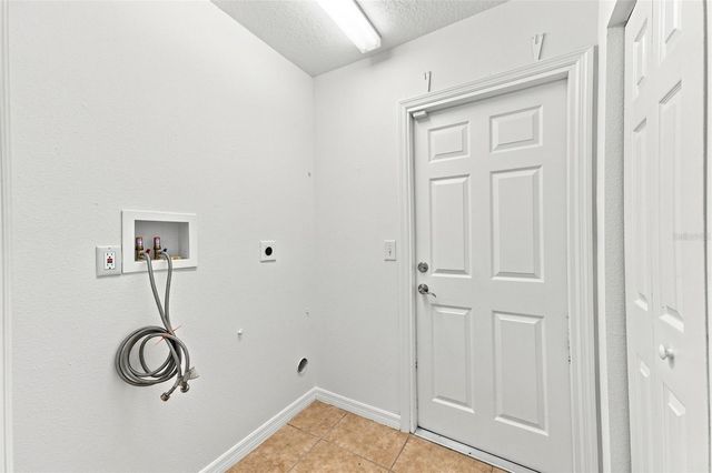 37150 HIGHLAND BLUFF CIRCLE, Dade City, FL 33523