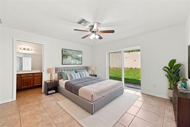 37150 HIGHLAND BLUFF CIRCLE, Dade City, FL 33523