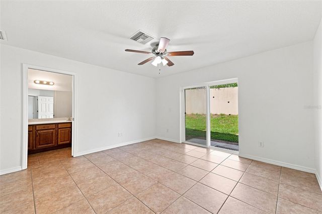 37150 HIGHLAND BLUFF CIRCLE, Dade City, FL 33523