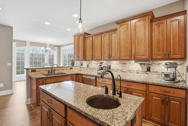 5200 THORNBROOK PKY, Columbia, MO 65203