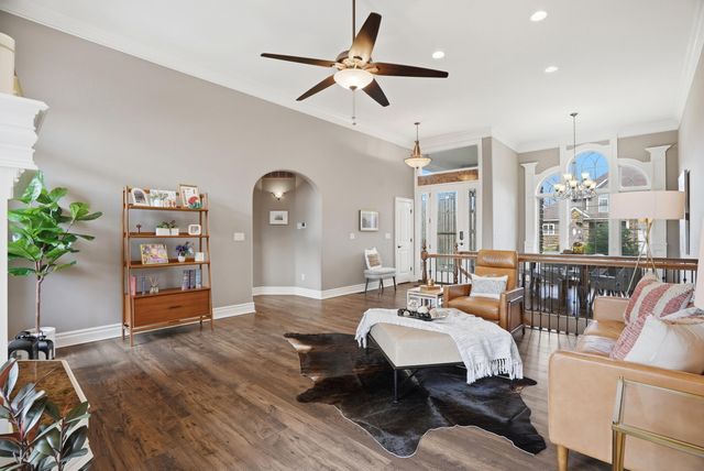 5200 THORNBROOK PKY, Columbia, MO 65203