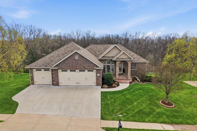5200 THORNBROOK PKY, Columbia, MO 65203